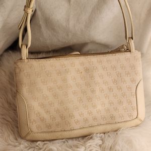 Authentic small tans cream Dooney & Bourke Purse handbag